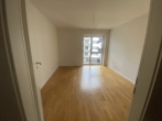 Bild - Schö­ne, hel­le, 4.Zi.-Whg. mit EKB, Bal­kon, 2x gro­ßen Bade­zim­mern, inkl.1x TG-Stellplatz