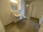 Bild - Schö­ne, hel­le, 4.Zi.-Whg. mit EKB, Bal­kon, 2x gro­ßen Bade­zim­mern, inkl.1x TG-Stellplatz