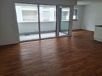 Wohnzimmer - Zen­tra­le 4‑Zimmer Woh­nung im Dich­ter­vier­tel Ulm