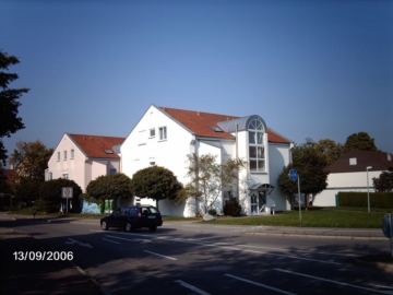 ** Schö­ne 2‑Zim­mer-Woh­nung mit EBK und Ter­ras­se in Wein­gar­ten zu vermieten **, 88250 Weingarten , Württ, Erdgeschosswohnung