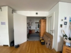 Wohnzimmer - Moder­ne 4‑Zimmer Woh­nung mit fan­tas­ti­schem Ausblick