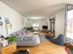 Wohnzimmer - Moder­ne 4‑Zimmer Woh­nung mit fan­tas­ti­schem Ausblick