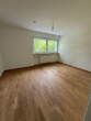 Schlafzimmer - Schö­ne, moder­ni­sier­te 2‑Zim­mer-Woh­nung in München-Solln