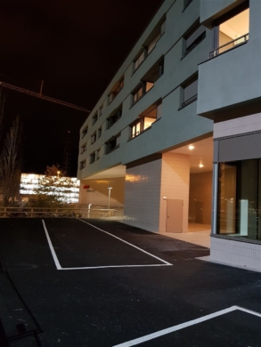 Schö­ne 2‑Zi.-Whg. mit gro­ßem Bal­kon nah an den Rie­m­ar­ca­den u. direk­ter Anbin­dung zu U2, 81829 München, Etagenwohnung