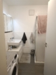 Badezimmer - Schö­ne 2‑Zi.-Whg. mit gro­ßem Bal­kon nah an den Rie­m­ar­ca­den u. direk­ter Anbin­dung zu U2 inkl. Stell­platz Küche soll abge­löst werden