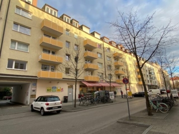 Moder­ni­sier­te 3‑Zim­mer-Woh­nung mit Bal­kon in zen­tra­ler Lage, 80339 München, Etagenwohnung