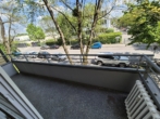 Balkon_I - Groß­zü­gi­ge 1‑Zimmer Woh­nung mit Bal­kon — Erst­be­zug nach Sanierung