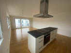 Bild - Schöne,helle, 4.Zi.Whg. inkl.EBK, Bal­kon, Kel­ler­raum inkl.1xTG-Stellplatz
