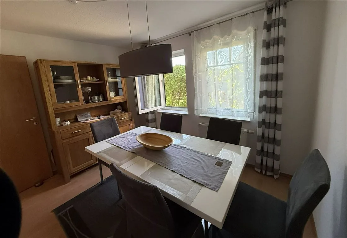 separates Esszimmer
