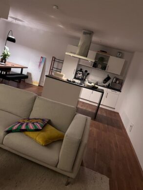 Zentrale 4‑Zimmer Wohnung mit Balkon im Dichterviertel Ulm, 89077 Ulm, Etagenwohnung