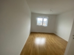 Bild - Schöne,helle, Erd­ge­schoss­woh­nung mit gro­ßer Ter­ras­se, EKB, 2x Bäder, inkl.1xTG-Stellplatz