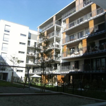 Moder­ne 4‑Zimmer Woh­nung mit son­ni­ger Dach­ter­ras­se in ruhi­ger Wohnanlage, 80339 München, Maisonettewohnung