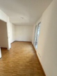Kinderzimmer2 - Moder­ne 4‑Zimmer Woh­nung mit son­ni­ger Dach­ter­ras­se in ruhi­ger Wohnanlage