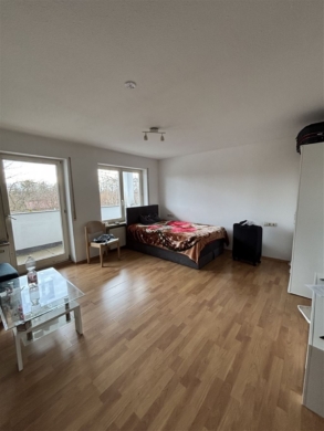 Schö­ne 1‑Zimmerwohnung mit Bal­kon und Stell­platz in Bad Wald­see zu vermieten!, 88339 Bad Waldsee, Etagenwohnung