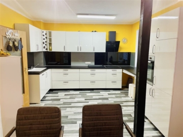 Freistehendes, gepflegtes Haus in Wesertal!, 34399 Wesertal, Zweifamilienhaus