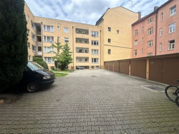 Gemütliche 1‑Zimmer Wohnung mit Einbauküche in zentraler Lage. Erstbezug nach Renovierung., 81675 München, Etagenwohnung