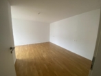 Bild - Schö­ne, hel­le, gut geschnit­te­ne 2‑Zi. Pent­house Whg. inkl. 1xTG-Stelll­platz, inkl. Kellerabteil