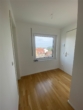 Bild - Schö­ne, hel­le 3.Zi.Whg, inkl.Einbauküche mit Bal­kon, Abstell­raum mit WMA, Kel­ler­ab­teil, 1x TG Stellplatz