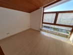 Zimmer_1 - DG Woh­nung im ruhi­gen Sicken­ried zur Miete