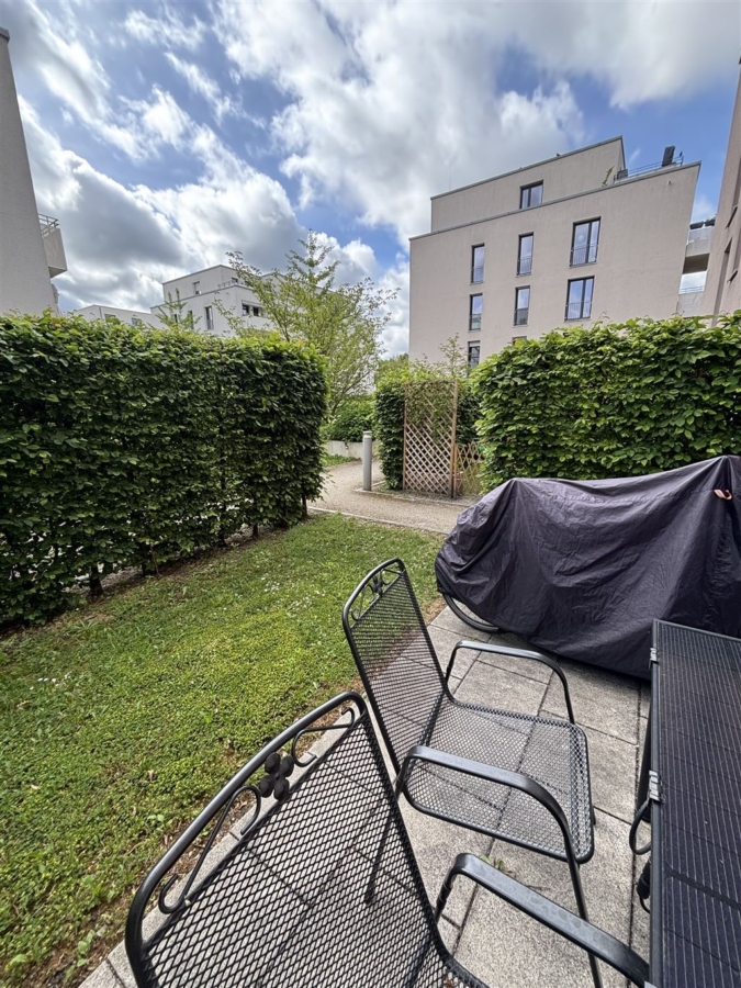 Moder­ne 2‑Zimmer Woh­nung mit Ein­bau­kü­che, Log­gia und Terrasse - Photo 5