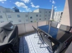 Balkon - Moder­ne 3‑Zimmer Woh­nung mit Einbauküche