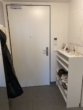 Flur - Moder­ne 2‑Zimmer Woh­nung mit Ein­bau­kü­che und Balkon