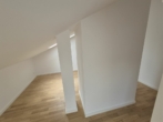 Schlafen_1_II - Moder­ne 2‑Zim­mer-Woh­nung in guter Lage mit exklu­si­vem Grundriss